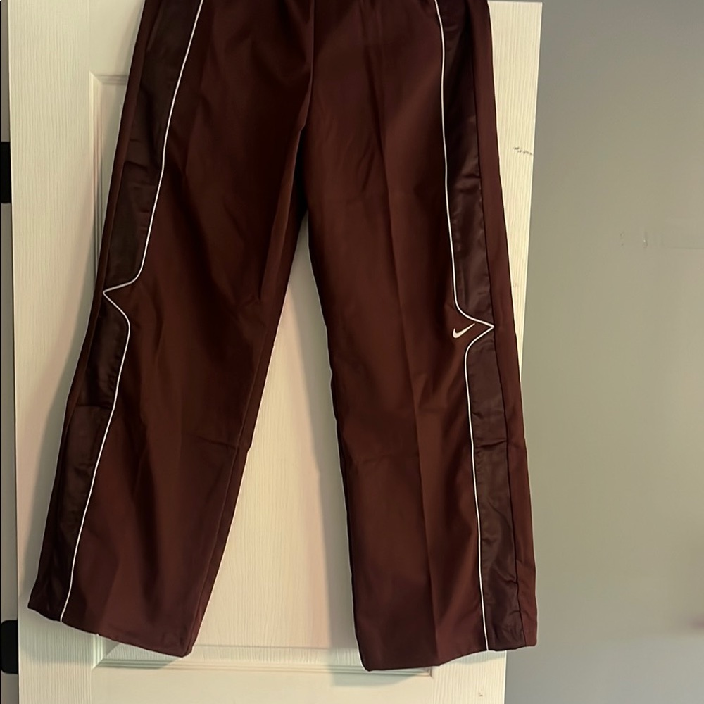 Nike women’s maroon Track Pants/ joggers